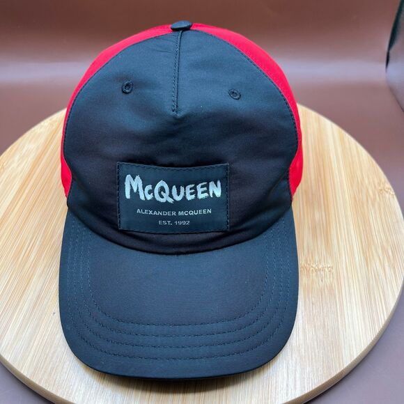 Alexander McQueen Graffiti Cap Black/Red Size S - Picture 2 of 9